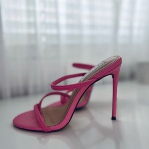 Steve Madden Sandal